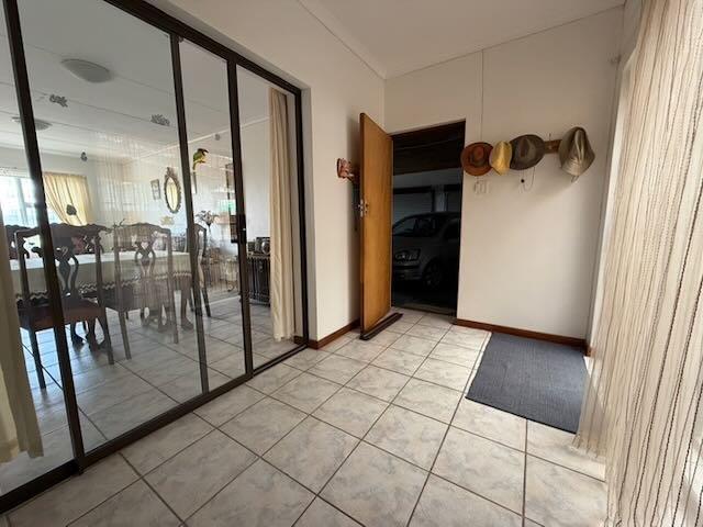 3 Bedroom Property for Sale in Fraaiuitsig Western Cape